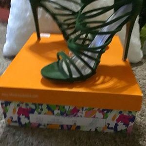 Hunter Green Shoe Republic LA size 8